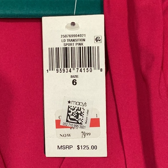 Pink dress - Picture 2 of 7